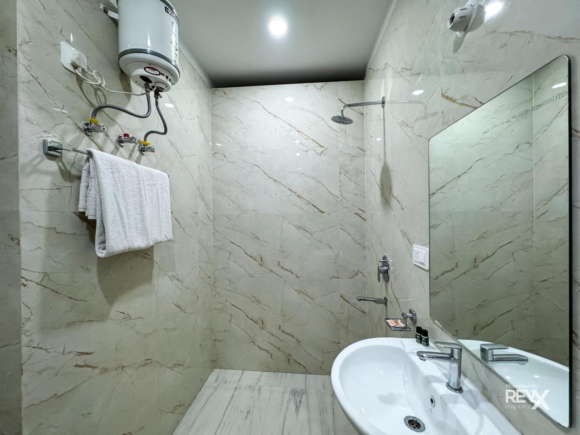 Guru Sadan A Luxe Stay Ayodhya Εξωτερικό φωτογραφία