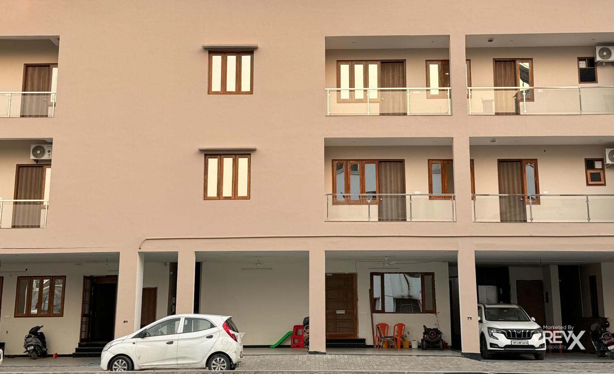 Guru Sadan A Luxe Stay Ayodhya Εξωτερικό φωτογραφία