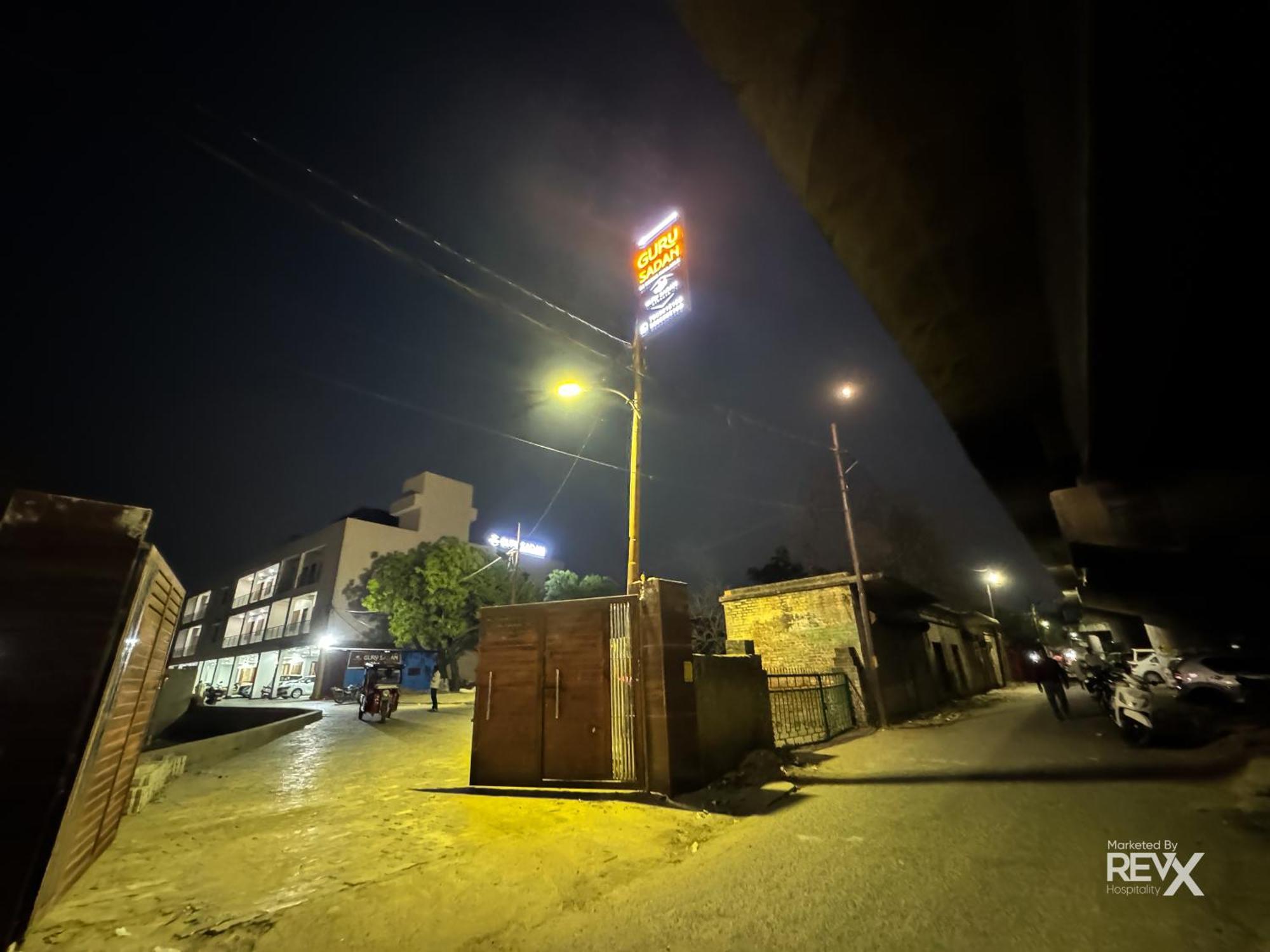 Guru Sadan A Luxe Stay Ayodhya Εξωτερικό φωτογραφία