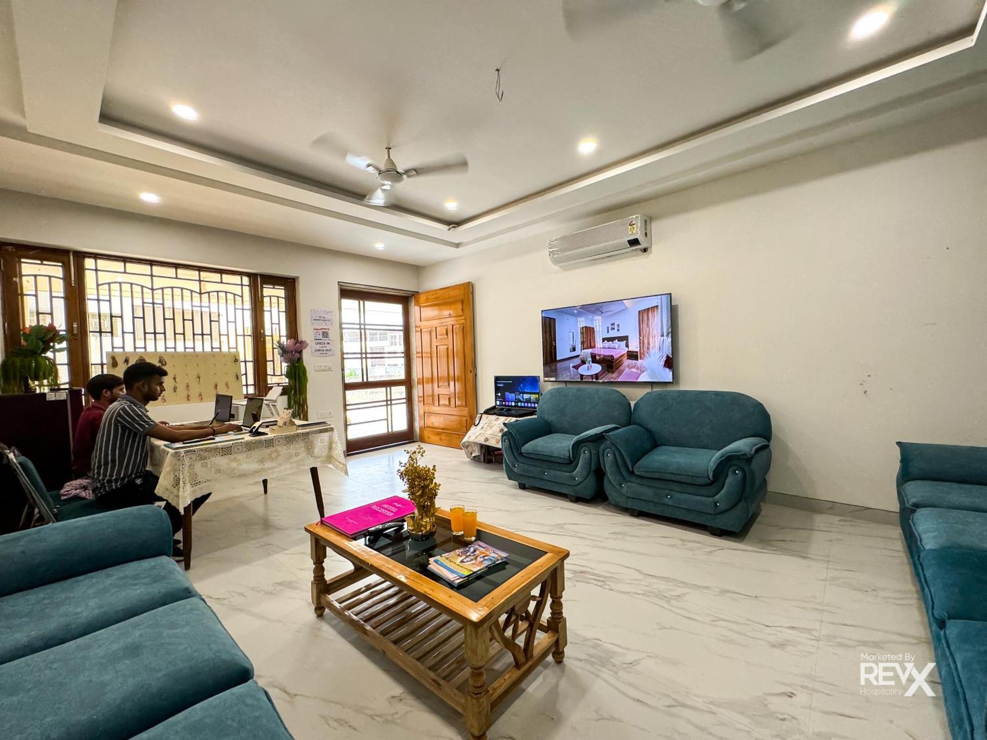 Guru Sadan A Luxe Stay Ayodhya Εξωτερικό φωτογραφία