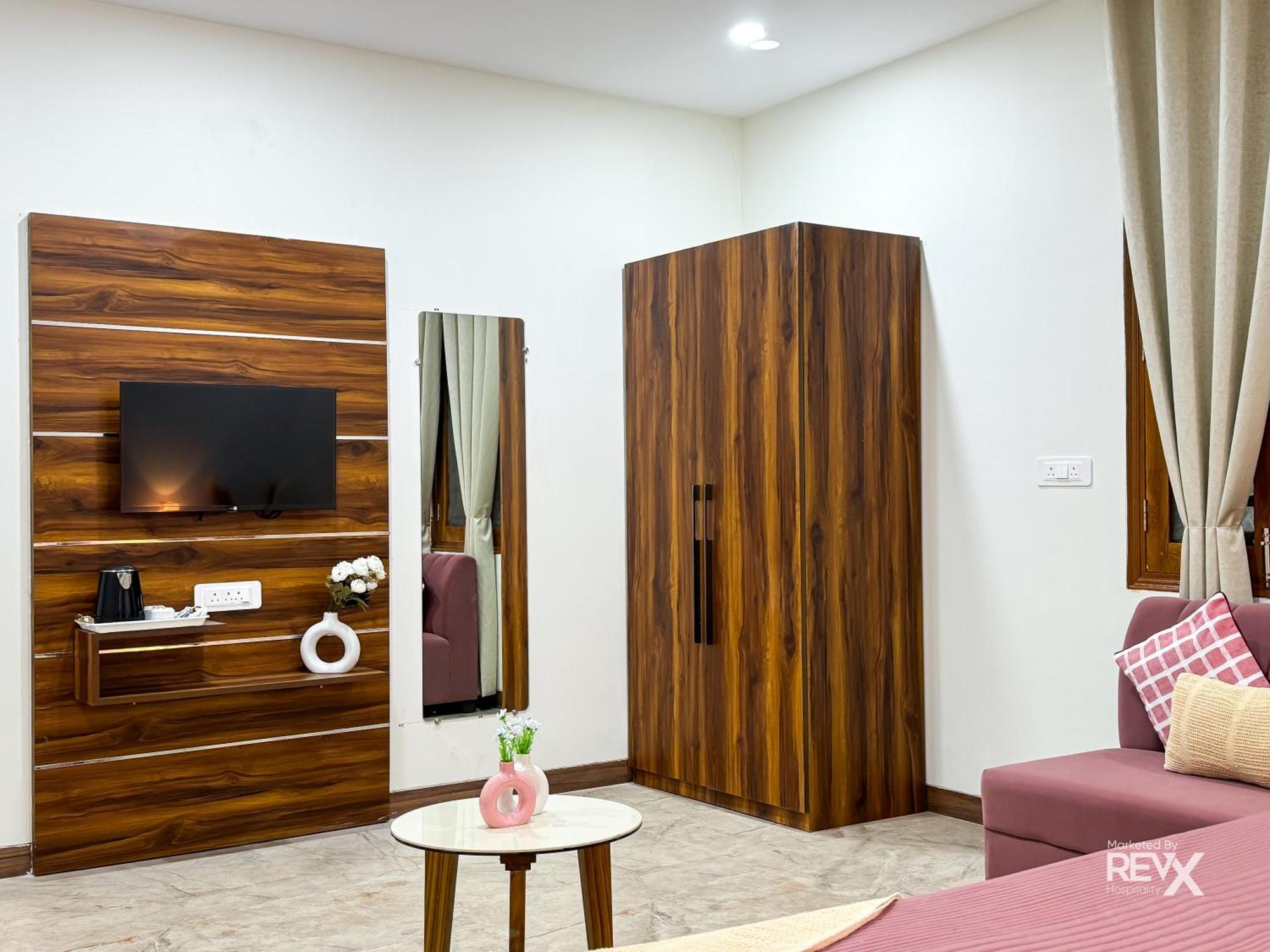 Guru Sadan A Luxe Stay Ayodhya Εξωτερικό φωτογραφία