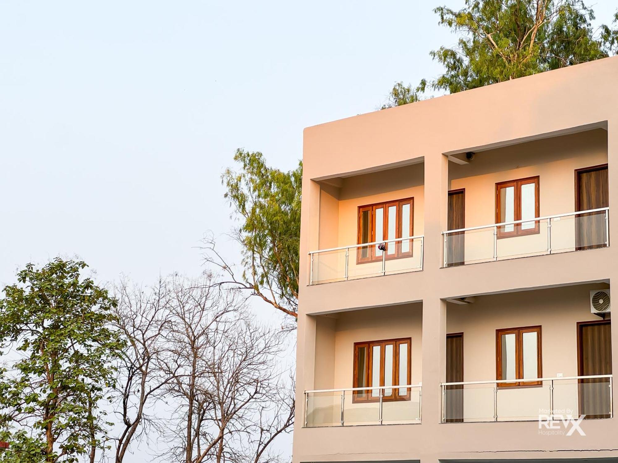 Guru Sadan A Luxe Stay Ayodhya Εξωτερικό φωτογραφία