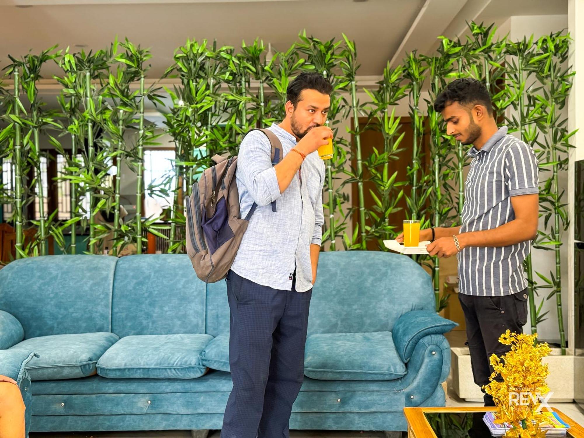 Guru Sadan A Luxe Stay Ayodhya Εξωτερικό φωτογραφία